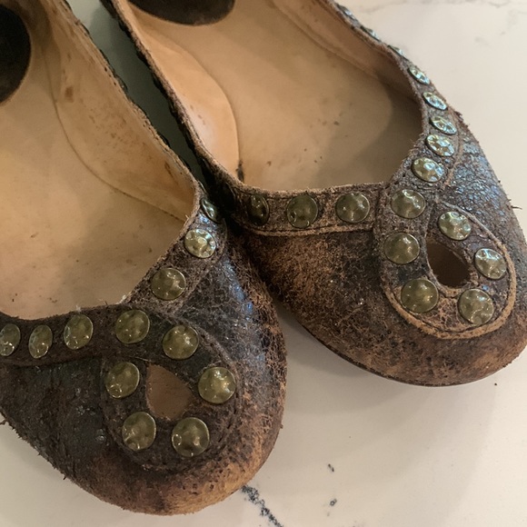 Frye Emma Hammered Stud Slip On Dark Brown Antique Leather Size 8.5 - Picture 4 of 6